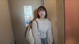 FC2-PPV-4725240 【今だけ大幅値引!!】巨乳マジメ系のメンエス嬢を口説いたらパイパンでクソエロで中出しできた件/無