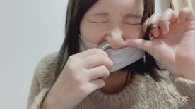FC2-PPV-4726629 鼻の穴ぴちぴち！？巨大鼻輪の装着動画♡