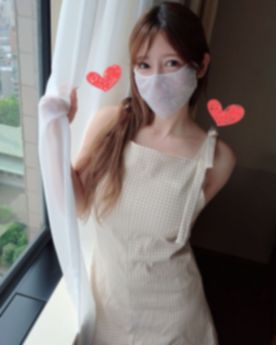 FC2-PPV-4728732 ★ロバ完全限定の最高峰女神さま★【無】モノがケタ違いの女降臨！！〇〇で呼んだ整体師に淫らな股間を見せたらハメ師になってもらえるのか？もしもきらりちゃんが巨人になってしまったら...進撃の巨乳編