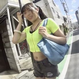 FC2-PPV-4732257 涙目で「ゴムしてください。。。」問答無用の中出し！正統派巨乳グラドルHさん(19\)