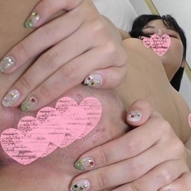 FC2-PPV-4733913 黒髪ショートの人気コンカフェ嬢。ピンクのパイパン美マンに溢れるスプラッシュと白濁汁。喉まで丸呑みアナコンダフェラにギャップ萌え！膣奥にたっぷりと孕ませ中出し！特典アリ！
