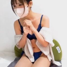 FC2-PPV-4739538 思わず守りたくなるような華奢な美女のオナニーライブを大公開！