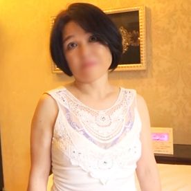 FC2-PPV-4740582 【五十路】日頃無愛想でお堅い雰囲気のある人妻さん。 フェザータッチで全身の感度が高まり、吐息を漏らして色気ムンムン。