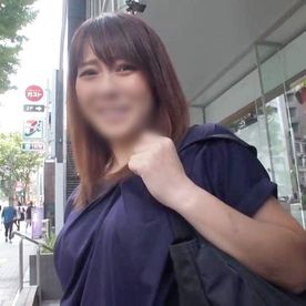 FC2-PPV-4741039 【熟女】結婚10年目・35歳・専業主婦熟女◆初の浮気セックス◆仁王立ちフェラでタマの裏までしっかり舐めさせそのままゴム無し生挿入！子宮口をガン突きされてイキまくり！