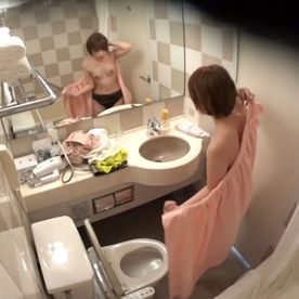 FC2-PPV-4741282 【茶髪美尻アナ】キー局24歳美女。何度も求められ限界ギリギリ大絶頂。