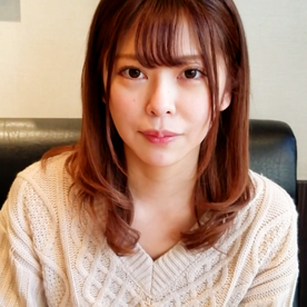 FC2-PPV-4740014 【在庫限り】池袋/アパレル店員/20歳。アイドル顔負けルックスの素人アパレル店員ちゃんを生でガン突き！大量に膣奥に精液を注ぎ込む記録映像。個人撮影。