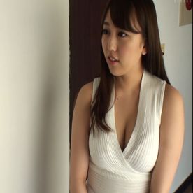 FC2-PPV-4743750 【かわいい巨乳編】寝取られ巨乳妻！年下上司の美しい奥様を太い肉棒で連続イキ！仕事じゃ勝てないが、sexでは奥さんに選ばれましたｗ　3