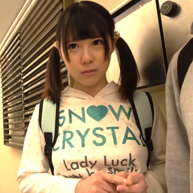 FC2-PPV-4744020 【★ｲﾏﾀﾞｹ特別価格】キモおじの手で大人の中出しセックスを叩き込まれる小柄なカラダ…［１］