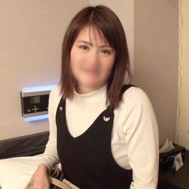 FC2-PPV-4750326 【人妻】おねだりワードを連発しながらおもてなしプレイに顔を歪めて感じまくるド淫乱セックス！メス顔イキ連発！！