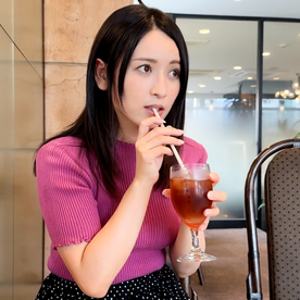FC2-PPV-4749840 【在庫限り】八王子/一般事務/24歳。結婚して半年の新妻。旦那よりも先に初めての生挿入、鬼ピストンによる種付け大量中出し。個人撮影。