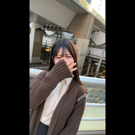 FC2-PPV-4751076 レンタル彼女はJD１９歳の巨乳Gカップ　初対面デートから相思相愛中出しまでの終日全記録