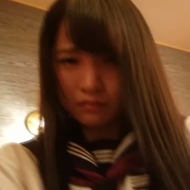 FC2-PPV-4751380 【制服】黒髪清楚なCカップ美ショウジョももちゃん18歳　借金を返すために決意のハメ撮り初撮影【卒業】