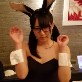 FC2-PPV-4751414 【バニーガール】Bカップスレンダー眼鏡地味子ちゃんとコスプレえっち【完全素人】