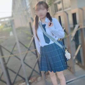 FC2-PPV-4753469 るんちゃんガッコウ帰りに車でお迎えパンツチェックのあとホテルに連れ込みハメ撮り
