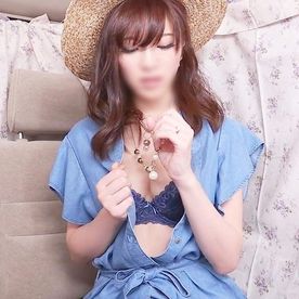 FC2-PPV-4753885 《中出し》Eカップの美乳・スレンダースタイルの人妻（31）◆巨根チ○ポに身体をよじらせてイキまくる！パイパンおま○こにどっぷり中出し！