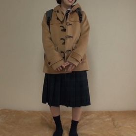FC2-PPV-4756732 【在庫限り】147cm39kg小柄制服女子　黒髪ショートカットが似合う合唱部の控えめ18歳ちゃんがマッチョ二人に責められる【3P】