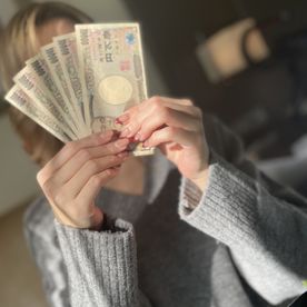 FC2-PPV-4756733 【個撮・レビュー特典あり】ロシア系クオーター美人の人妻さんがお困りなので救済しました。