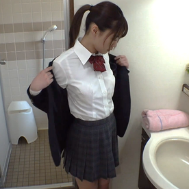FC2-PPV-4756979 【★ｲﾏﾀﾞｹ特別価格】浴場でウッカリ欲情!?弾けるピチピチボディの淫猥映像♥[３]