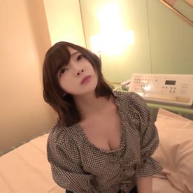 FC2-PPV-4757103 【完全初撮り】コンカフェ勤務20歳♡色白もち肌Dカップ・りりあちゃん、敏感すぎて何度も絶頂