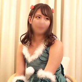 FC2-PPV-4759439 【個撮】23歳。スレンダー。かすみちゃん。サンタコスプレでデカチンズボハメされてジャバジャバ潮吹きイキ狂う。限界越えSEX。