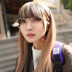 FC2-PPV-4767706 【個撮】都内コンカフェ勤務・地雷系メンヘラまことちゃん18歳♡依存体質×敏感♡初ハメ撮りピル無し生中出し