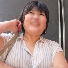 FC2-PPV-4767857 【不倫】爆乳・巨尻で迫力満点巨体の専業主婦。 80kg超えの体を僕に預けながらの騎乗位で腰を振ってきて、色々と危機感を感じました。