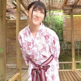 FC2-PPV-4768069 【ハメ撮り】クール顔、清楚と独特な色気を放つ理学療法士さん。 旅行先で宿泊した高級旅館で窓全開中出しSEX。