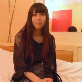 FC2-PPV-4768758 【陰キャ】図書館にいるような文学系ちゃん。 官能小説を読むのも好きなむっつりなだけに、激カタおチンポが大好きで即イキ♥