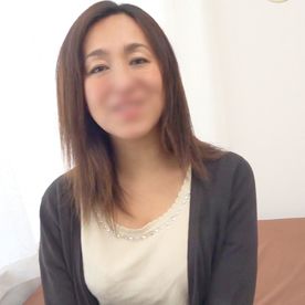 FC2-PPV-4769587 【不倫】推しついている四十路奥様と中出しセックス。 脱力するくらいガン突きでイキ乱れ、欲求不満なこともあってイキっぱなし。