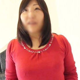FC2-PPV-4770341 【熟女】巨尻がエロい46歳・ぽっちゃり熟女◆男のチ○ポを嬉しそうにしゃぶり当然ゴム無し生挿入！ガン突きされて快感に全身の肉と脂を震わせながら可愛らしい声で鳴く…