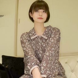 FC2-PPV-4772815 ＜高額交渉＞ネットがざわついた10等身清楚系アイドル、極細スレンダーでモデルも出来そうな美女のハメ撮り