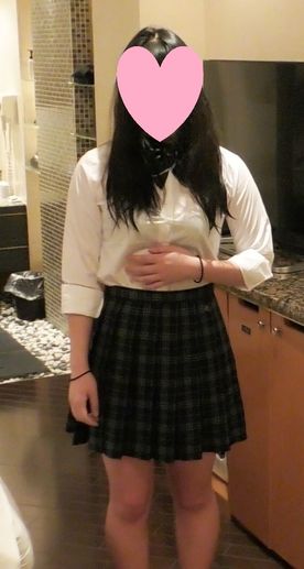 FC2-PPV-4771030 【個人撮影】18歳なりたて！制服生ハメ顔射　バイブ突っ込まれて感じながらも必死にフェラするかわいい子！！