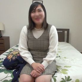 FC2-PPV-4771932 【不倫】がっちりぽっちゃり体型の四十路奥様をハメ撮り。 手マンによる膣内かき回しで、メス顔を浮かべながら昇天。