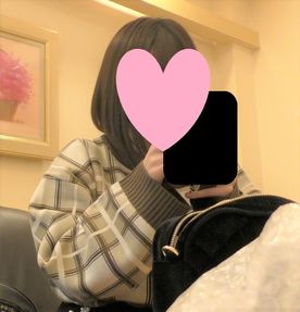 FC2-PPV-4772807 【個人撮影】超美人の18歳　今度は私服姿で帰りたがってる所をハメる