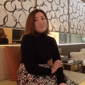FC2-PPV-4773357 【人妻／熟女】44歳茶髪ショートヘアのOL人妻さん。ぽっちゃり巨尻ボディをバックからガン突きハメ撮りセックス。