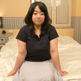 FC2-PPV-4776231 【デブ】おっぱいの塊のような体した四十路奥様。 おもちゃで気持ち良くて腰を振り、イキそうになりながらのフェラで他人棒挿入懇願。