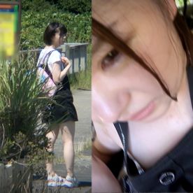FC2-PPV-4782993 【⚠️ハイエース押し込み⚠️】山梨山間部にてバス待ちの18歳に決行。4p前後同時の大量中出し映像。【閲覧注意】