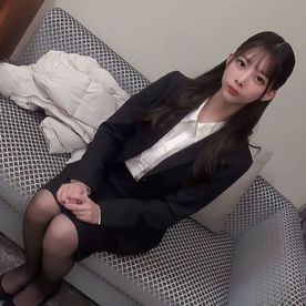 FC2-PPV-4783455 【厳選】都内有名企業内定の清楚系就活生。童顔、Fカップ柔乳スレンダー美女に激突ハメ性交で濃厚中出し絶頂。