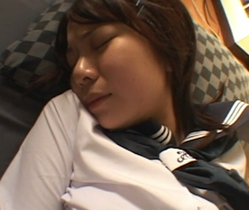 FC2-PPV-4784723 連れ込んでハメ撮り生セックス（前編）