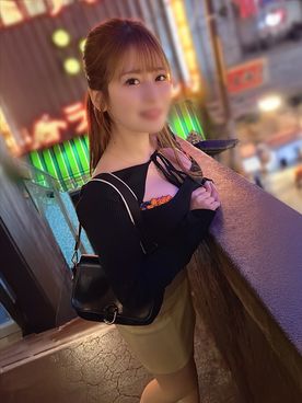 FC2-PPV-4789125 【激ヤバ・最強の人妻】抱き心地がサイコー杉なもち肌アラサー奥様・29歳　まん汁まみれの割目をくぱぁ⇒欲求不満で隠語連発の中出し生SEX『まいな』