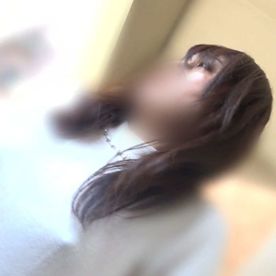 FC2-PPV-4792258 【個撮／人妻】清楚で優しい美人妻秘書。激しい手マン責めに大興奮ｗ大量潮吹きしちゃってますｗ