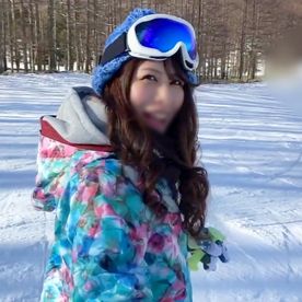 FC2-PPV-4796160 【S級】ほどよいぷにぷに感がある良い体した”スキー美人” 初対面とは思えないほど濃厚なフェラで挿入懇願→ポルチオ突きから友達の前で中出し