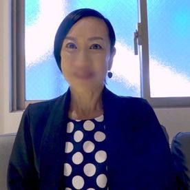 FC2-PPV-4797802 【訳あり人妻】背中と胸元に刺青びっしりな強面熟女。 膣奥突き不倫SEXで目を見開き、心配になるレベルのイキ姿に。