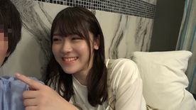 FC2-PPV-4799293 【期間&amp;数量限定特価!!】個撮U2O/20歳美女のパイパンま◯こが激濡れになる様子が美しい