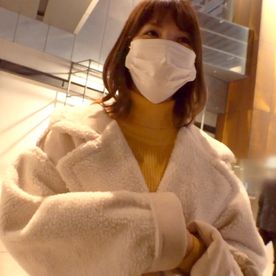 FC2-PPV-4803030 【素人】男が目の前にいるだけで濡れる事務員さん。 中出し1発、顔射2発の濃厚な4Pセックスを電撃公開！