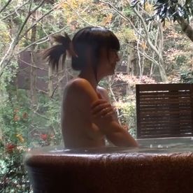 FC2-PPV-4804126 【人妻セフレ】146cm37kgFカップ小柄美巨乳美尻部下セフレちゃんと出張ついでに不倫旅行　個室温泉の中でそのままハメ撮り【期間限定】