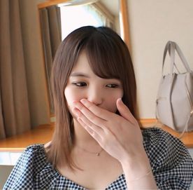 FC2-PPV-4804702 【業界激震】※在庫限り※ 2か月前にデビューしたばかりの”本物”アイドルの完全プライベートな姿をお見せします。ゴムなし性交で膣奥種付け。