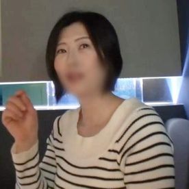 FC2-PPV-4804748 【熟女】ショートカットの似合う53歳。人妻。Gカップ美巨乳。さちこさん。カメラ目線フェラ。生チ○ポで快楽イキ連発。