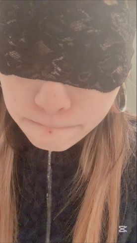 FC2-PPV-4806735 拡張ラブレットの穴から水鉄砲♡