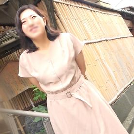 FC2-PPV-4805396 【人妻】ムチムチ感強めなグラマー、性欲旺盛なアラフォー人妻。 憧れだったという野外絶頂を迎えた記念動画です。